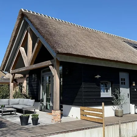 De Slaapsoof Bed & Breakfast De Lier