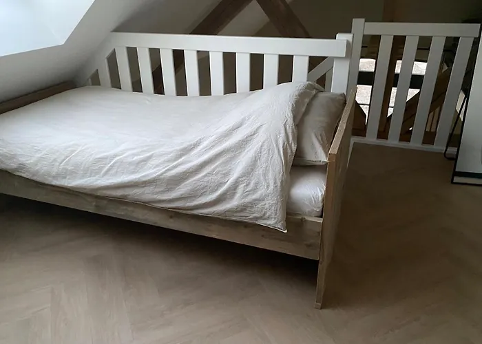 De Slaapsoof Bed & Breakfast De Lier